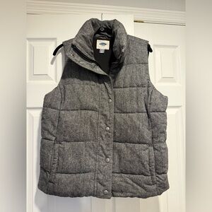 Old Navy Charcoal Puffer Vest